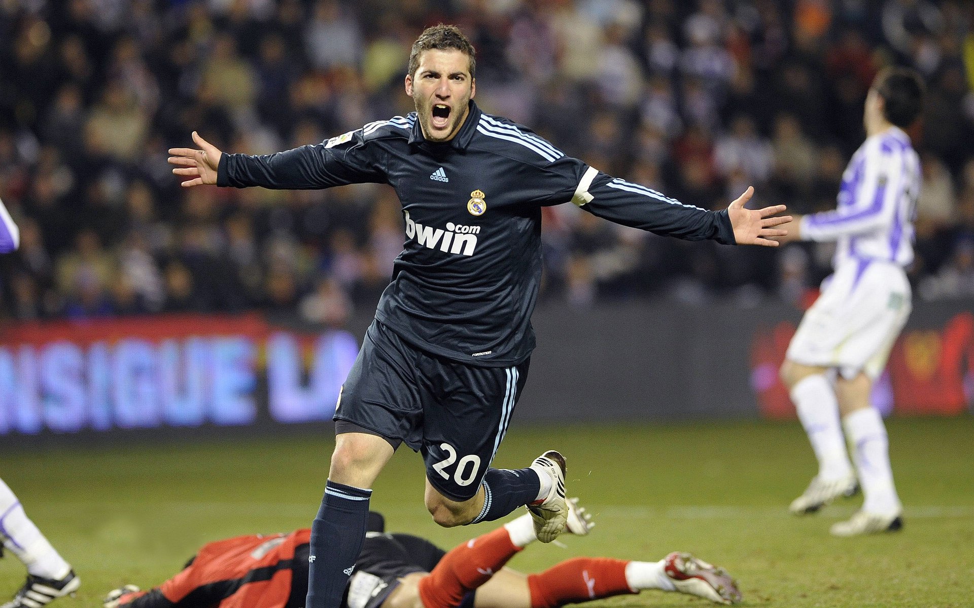 世界杯决赛再现上届双雄：阿根廷VS法国 多数媒体将其称作“新王朝之争”