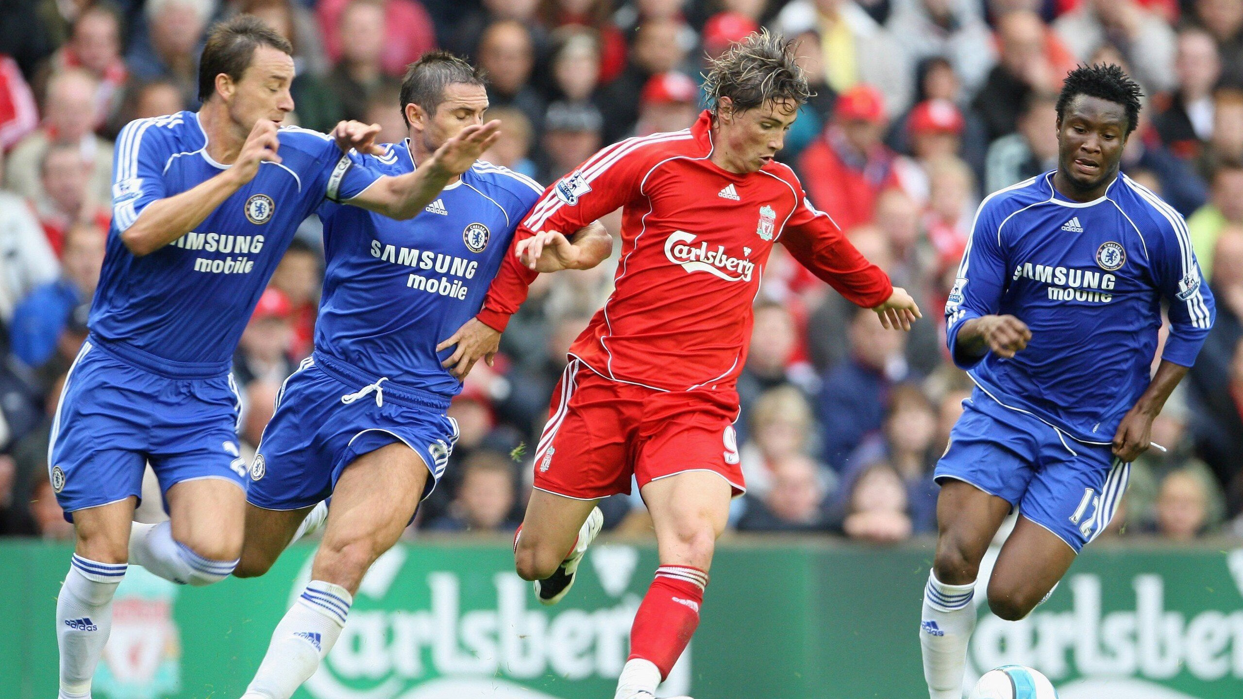 世界杯:少数队引入虚拟现实眼镜训练 让球员在VR场景中练习决策